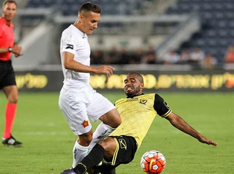 יחפש לעצמו קבוצה חדשה. מגבו (דני מרון)