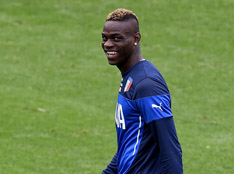 יחזור לחייך במדים הלאומיים? (getty)