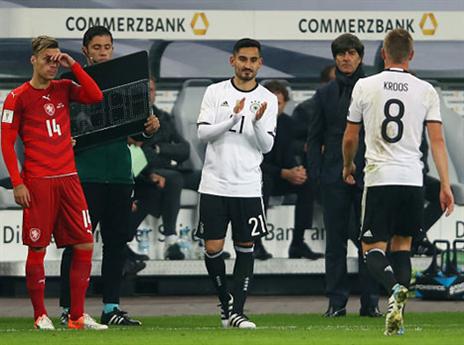 חזר מול צ'כיה, עשוי לפתוח מול צפון אירלנד. גונדואן (getty)