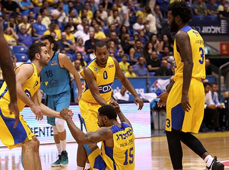 לנדסברג להט בפתיחה (אלן שיבר)