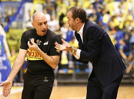 גם השופטים קיבלו צעקות מפיאניג'אני (דני מרון)