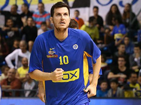 החמיא לסילי. פניני (אלן שיבר)