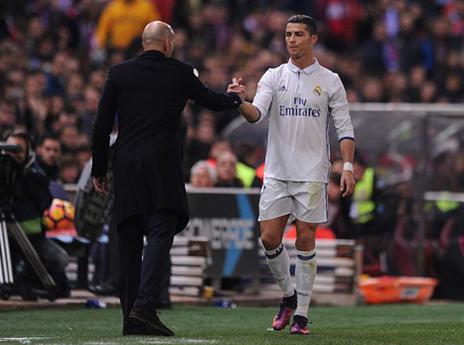 הגרלה נוחה לזידאן ורונאלדו (Getty)