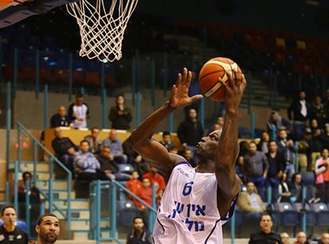 חסין רוצה רענון בסגל. קילינגסוורת' יסיים את דרכו (מנהלת הליגה)