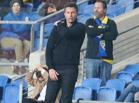 אוואט. בסגל חסר