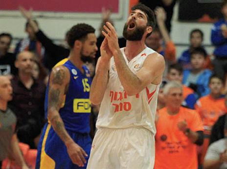 הופמן. "נס ציונה קופחה" (אלן שיבר)