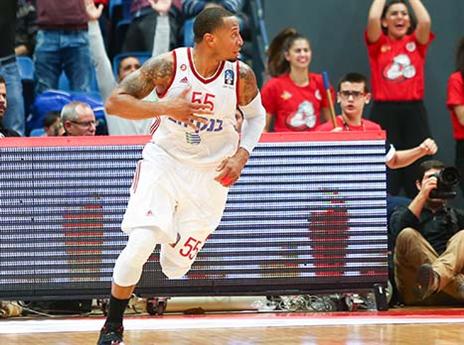 יום חלש שלו. ג'רלס (מנהלת הליגה)