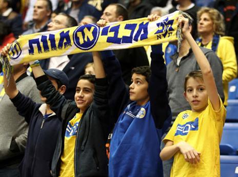 אוהדי מכבי לא מאבדים תקווה (אלן שיבר)