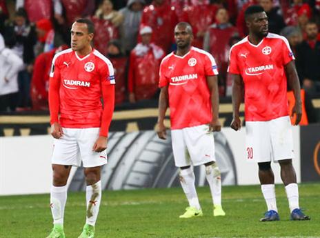 שחקני ב"ש בסיום ההפסד לבשיקטאש. "חשוב שנמשיך ליהנות" (דני מרון)