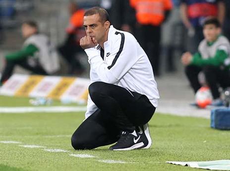 מכבי חיפה שוב צונחת (צילום: יוסי שקל)