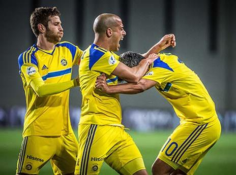 ניצחון שביעי ברציפות למכבי ת"א (צילום: עודד קרני)