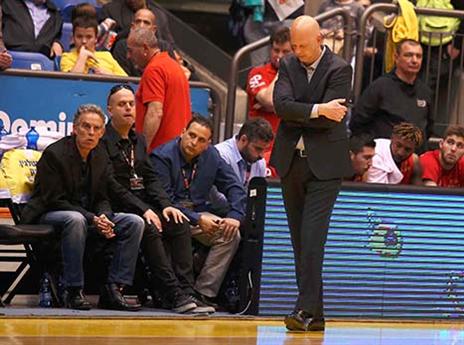 אין תירוצים (אלן שיבר)