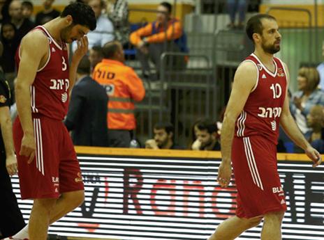 חפויי ראש. ירושלים התרסקה בראשל"צ (צילום: אלן שיבר)