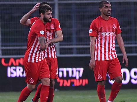 האדומים עם הגב אל הקיר (סוכנות ג'יני)