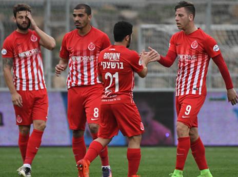 רייכרט לא נענש, גם כשביצע עבירת משמעת (סוכנות ג'יני)