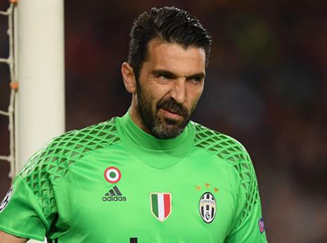 בופון. רוצה את הגביע עם האזניים הגדולות (Getty)