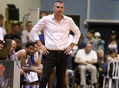 גורקה. עדיין לא ברור אם ימשיך (אלן שיבר)