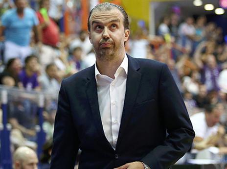 "כל משחק הוא כמו גמר". פיאניג'אני (אלן שיבר)