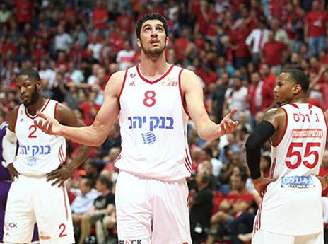 הורחק ב-5 עבירות. אליהו (אלן שיבר)