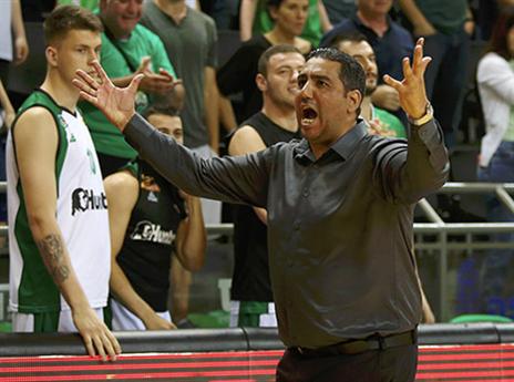 רוזן מעדיף מאמנים צעירים (מנהלת הליגה)