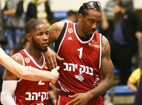 דייסון עם אמארה. הפך לבורג הכי חשוב בירושלים (אלן שיבר)