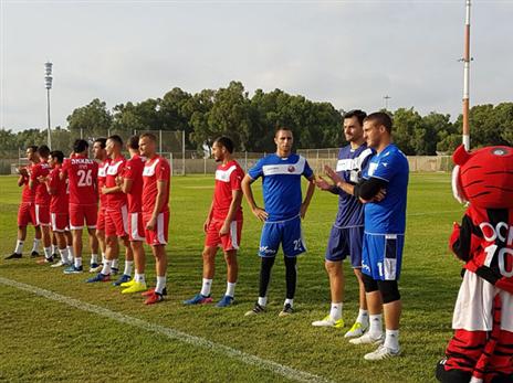 השחקנים באימון הפתיחה הרשמי