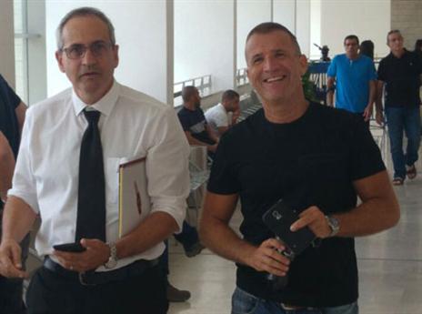 הבטיח לחזק את הקבוצה. סגל