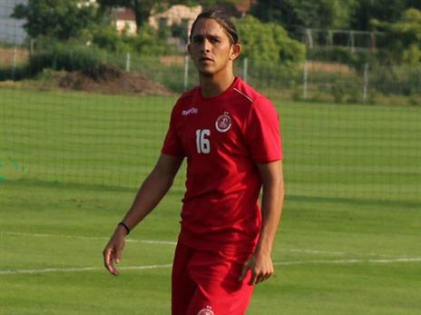 בנש שוב פתח כבלם (האתר הרשמי של הפועל ת"א)