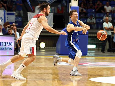 משחק קצבי בהיכל (אלן שיבר)