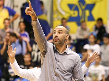 טפירו. עבו בתפקיד יפתח זיו? (דני מרון)