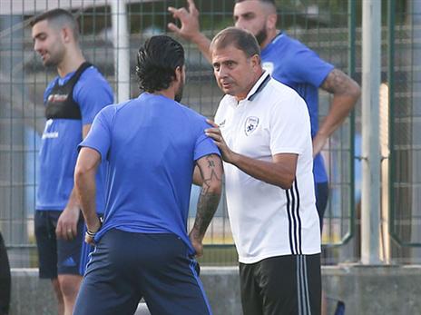 מסיבת העיתונאים של אלישע לוי הפכה לשיחת היום בנבחרת (דני מרון)