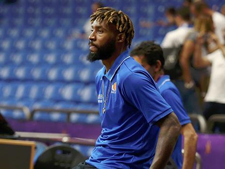 האוול על תקן המתאזרח, בעוד ג'ייק כהן ייחשב כישראלי