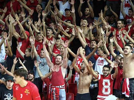 לא חבל? אוהדי הפועל