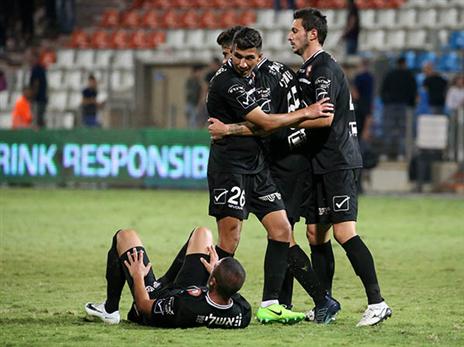 אופוריה ברעננה: "כולם שוכחים שהמטרה שלנו היא להישאר בליגה" (יוסי שקל)