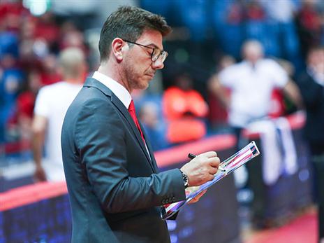 אין טביעת אצבע. קציקאריס (דני מרון)