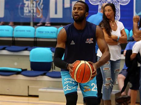 לא ייעשה שינוי בסגל לפני שימונה מאמן חדש