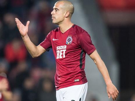 גם תנועות הידיים חזרו (האתר הרשמי של ספרטה)