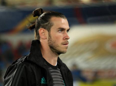 פתח על הספסל. בייל (getty)