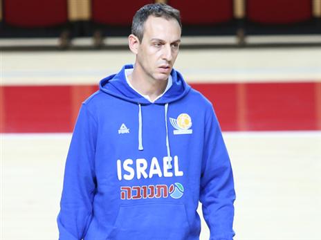 יעבוד במקביל בנבחרת. קטש