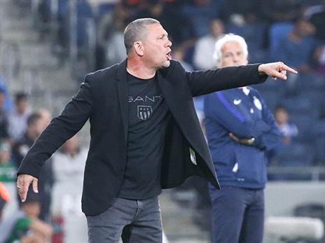 המחמאות הולכות לקלינגר והצוות שלו (דני מרון)