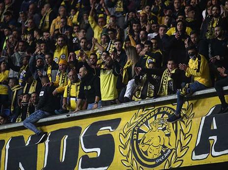 יעברו יציע. אוהדי נתניה (אלן שיבר)