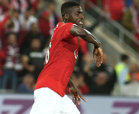 אוגו. נמצא ברוסיה (אלן שיבר)