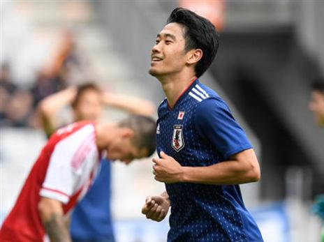 שני בישולים ושער. קגאווה (getty)