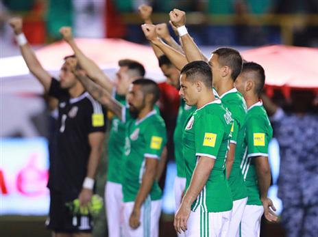 חולמים לכבוש את אירופה. שחקני מקסיקו (getty)