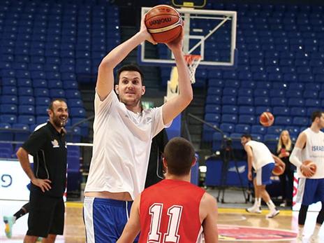 פניני. ישראל תתעלה מול יוון (אלן שיבר)