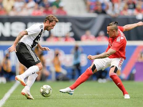 יובנטוס גברה על בנפיקה (getty)