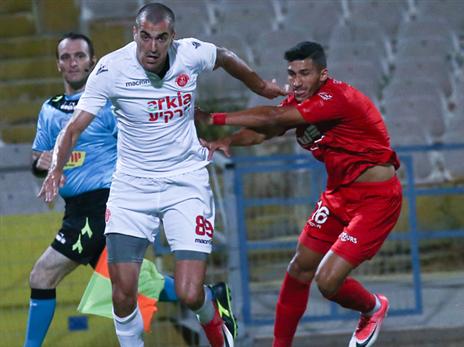 מוליץ' שוב בספסל (דני מרון)