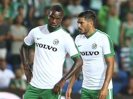 שוחח ארוכות עם רטן. מנדג'ק (צילום: אלן שיבר)