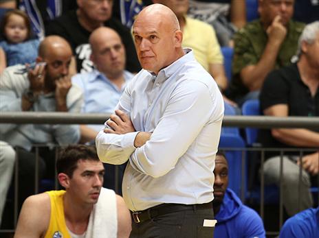 "המשכיות עם מאמן שנשאר לעוד שנה" (אלן שיבר)