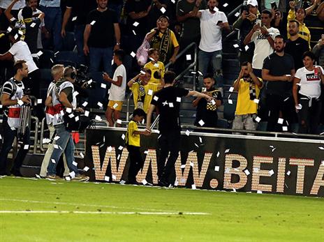 חוגג. הסיבה לרכישת בית"ר (אלן שיבר)